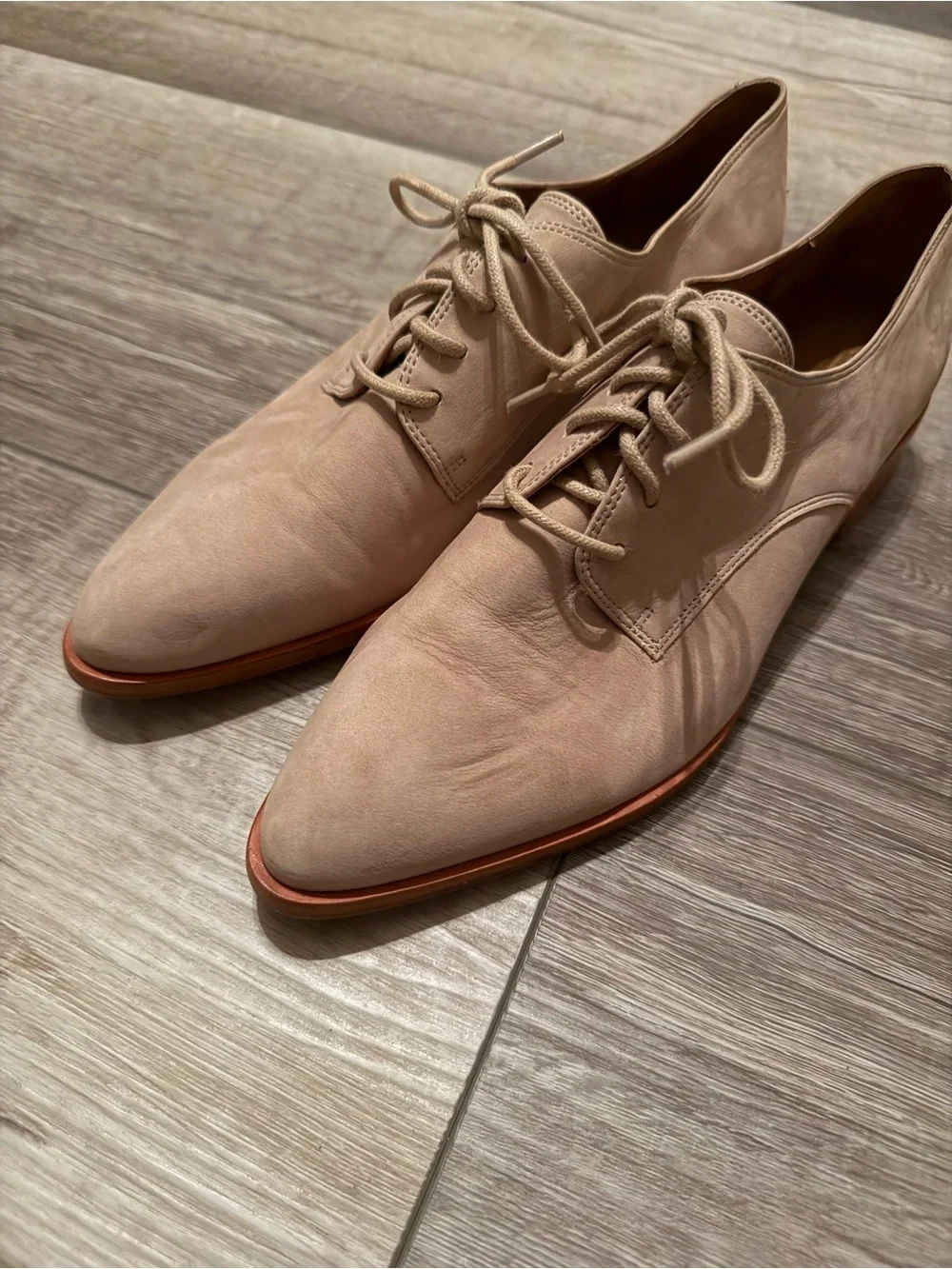 Women's Suede Lace-Up Flats in Light Beige - Frye Erica Oxfords Suede